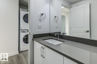 10751 85 Ave in Edmonton, AB - Building Photo - Building Photo