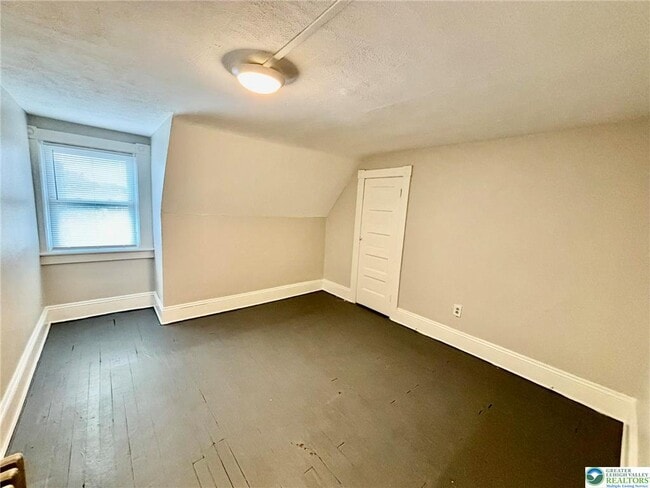 1840 Fairview Ave in Easton, PA - Building Photo - Building Photo