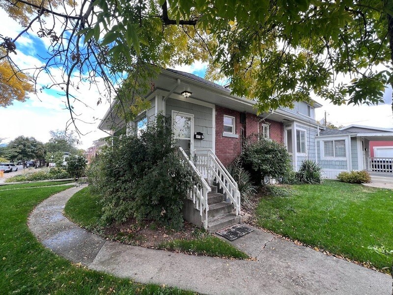 867 Browning Ave in Salt Lake City, UT - Building Photo