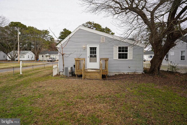 308 Cherry Way in Salisbury, MD - Building Photo - Building Photo