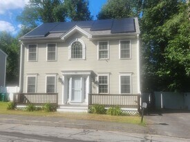 105 Sanborn St in Fitchburg, MA - Building Photo