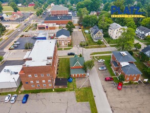 224 S Walnut St in Ravenna, OH - Building Photo - Building Photo