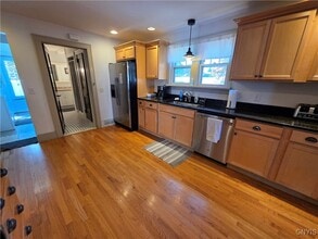 5358 W Lake Rd in Auburn, NY - Building Photo - Building Photo