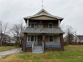 11205 Notre Dame Ave in Cleveland, OH - Building Photo