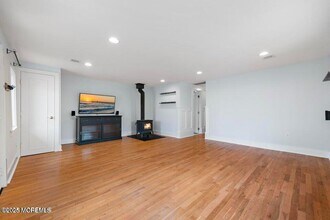108 Hamilton Ave in Leonardo, NJ - Building Photo - Building Photo
