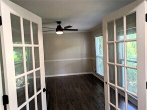 220 Indian Hills Ct in Marietta, GA - Building Photo - Building Photo