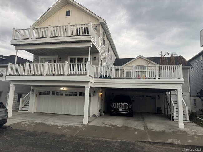 property at 102 Florida St