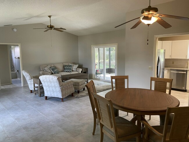 property at 1005 Goshen Rd