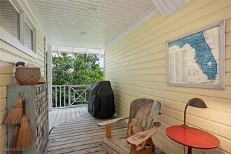 756 8th Ave S in Naples, FL - Building Photo - Building Photo