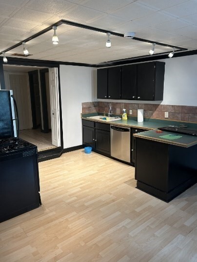 property at 4 1st Ave