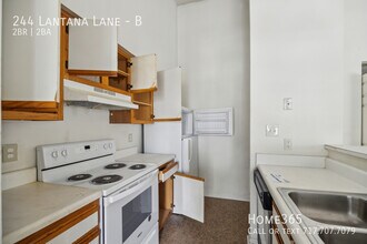 244 Lantana Ln in Hampton, VA - Building Photo - Building Photo