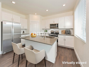 767 S Oak St in Lakewood, CO - Building Photo - Building Photo
