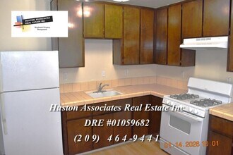 2162 Monte Diablo Ave in Stockton, CA - Building Photo - Building Photo