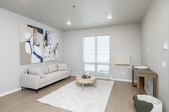 Live at The Teddy in Fargo, ND - Building Photo - Interior Photo