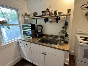 3 Union St, Unit 2 in Waterville, ME - Building Photo - Building Photo