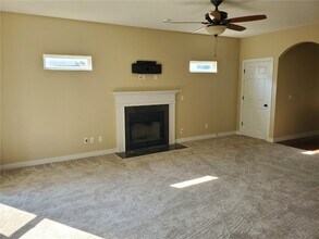 233 Sunset Villa Cir in O'Fallon, MO - Building Photo - Building Photo