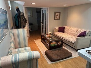 37 Moraine St, Unit 37 Moraine St in Belmont, MA - Foto de edificio - Building Photo