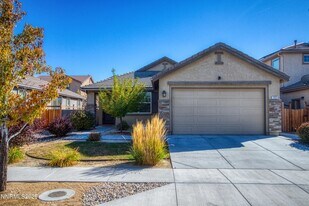 7023 Cinder Village Dr in Sparks, NV - Building Photo