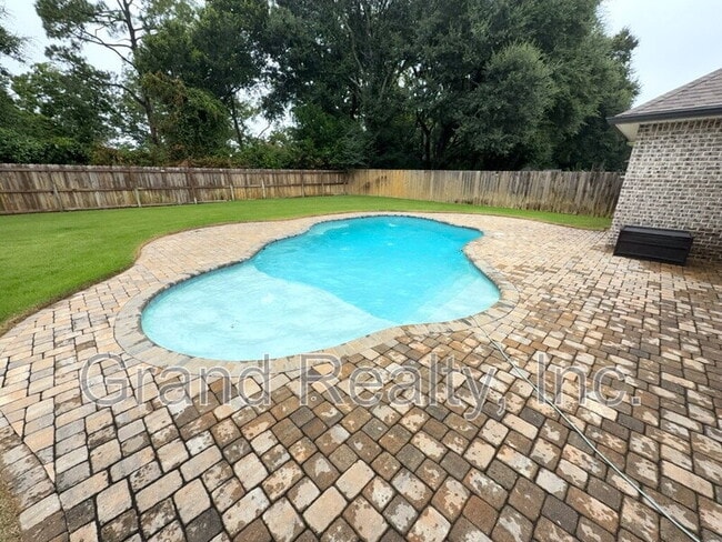 5963 Cherry Hill Cir in Milton, FL - Building Photo - Building Photo