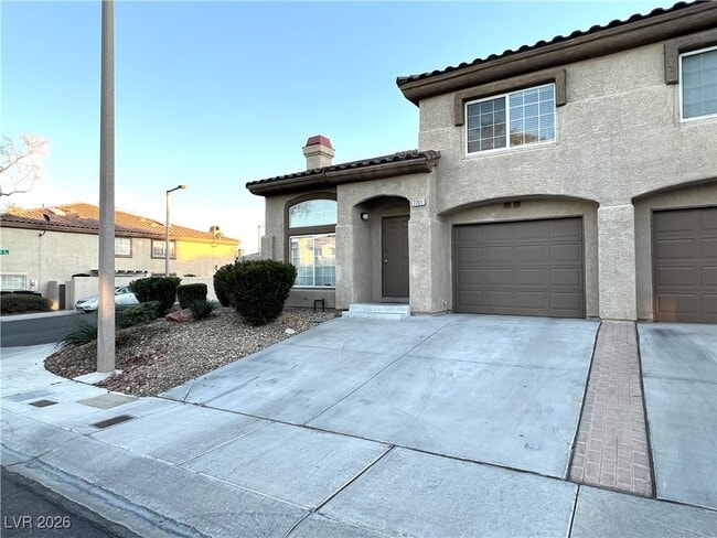 7701 Almeria St in Las Vegas, NV - Building Photo - Building Photo