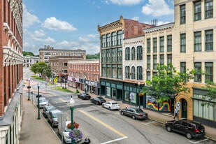 Reid & Hughes in Norwich, CT - Building Photo