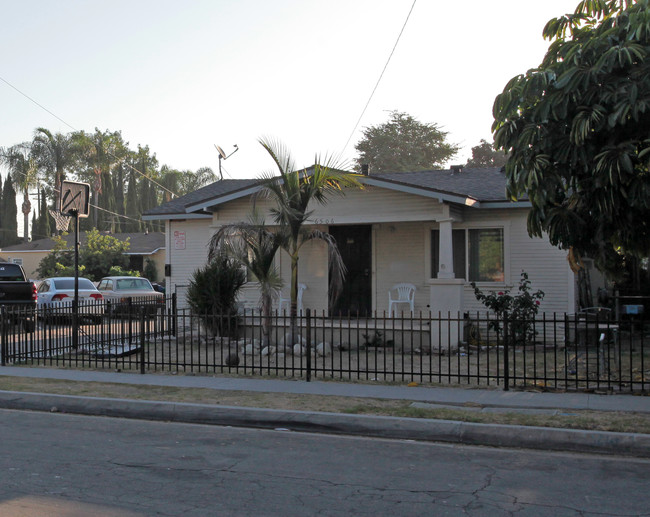 6502-6506 Flora Ave in Bell, CA - Building Photo - Building Photo