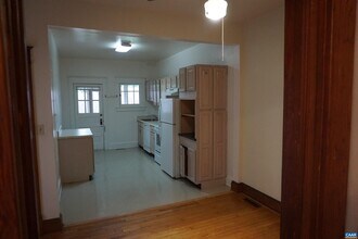 1909 Jefferson Park Ave in Charlottesville, VA - Building Photo - Building Photo
