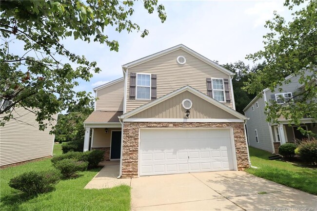 property at 5 Bellmore Ct
