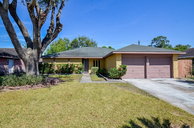 property at 522 Whippoorwill Dr