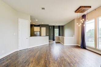 3129 Dallas St in Houston, TX - Building Photo - Building Photo