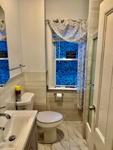 42 Essex St in Saugus, MA - Building Photo - Building Photo