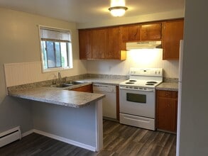 96 Belmont Ave, Unit 4 in Buffalo, NY - Building Photo - Building Photo