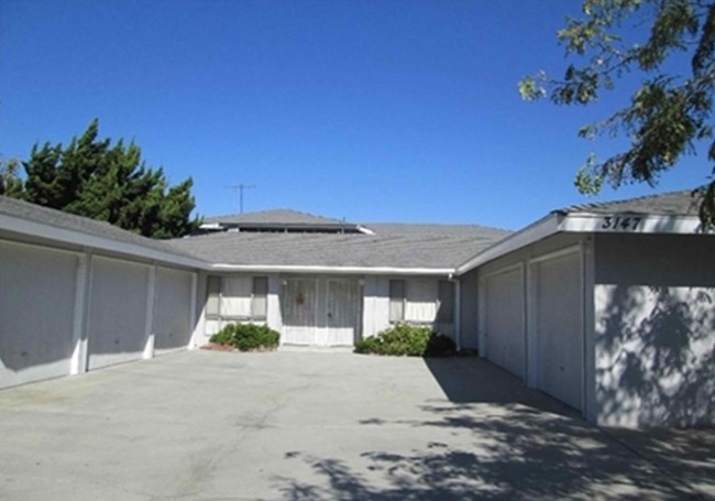 3147 W Lanerose Dr in Anaheim, CA - Building Photo - Building Photo