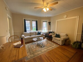 6 Cherry St, Unit 1 in Somerville, MA - Building Photo - Building Photo