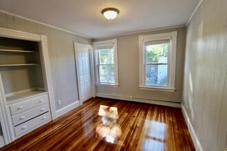 248 Cross St in Gardner, MA - Foto de edificio - Building Photo