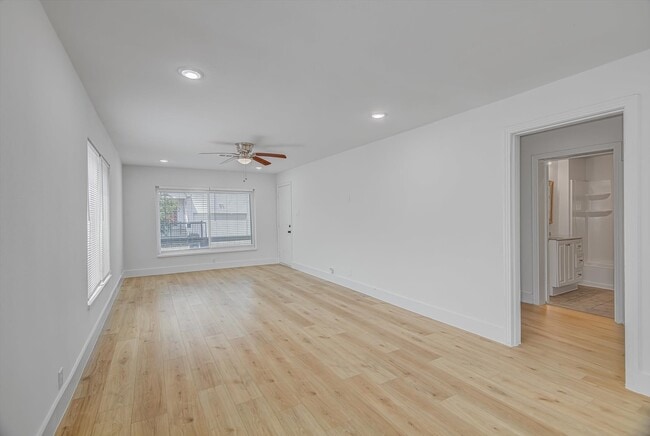 property at 1212 E 32nd St