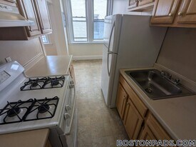 131 Washington St, Unit 47 in Boston, MA - Building Photo