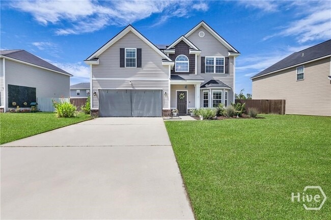 property at 1596 Longleaf Ct