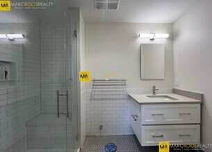 58 JFK St, Unit 2 in Cambridge, MA - Building Photo - Building Photo