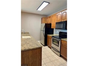 7601 Aldrich Ave S in Minneapolis, MN - Building Photo - Building Photo