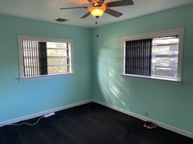 2601 Bonneville Dr in Orlando, FL - Building Photo
