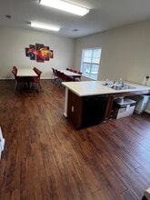 Sunny Buck Gardens in Buckhannon, WV - Foto de edificio - Building Photo