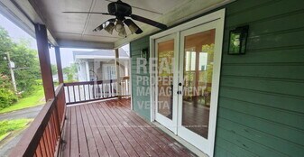 1038 Walnut St, Unit 10101 in Macon, GA - Building Photo