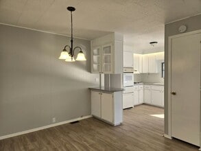 315 50th Avenue Plaza W in Bradenton, FL - Building Photo - Building Photo