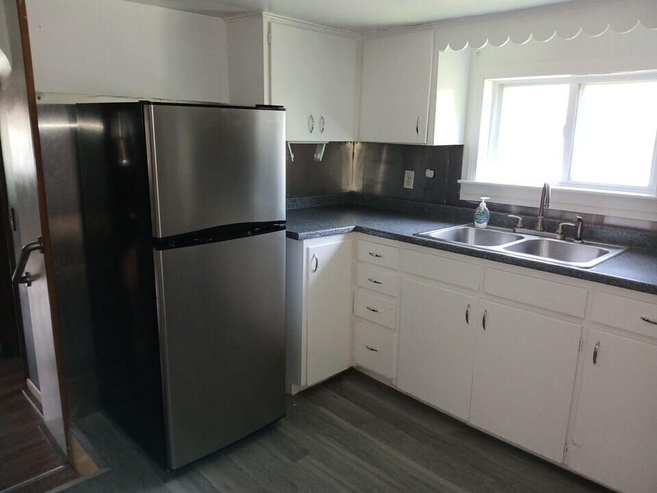 53 Lincoln St, Unit Apt.2 in Depew, NY - Foto de edificio