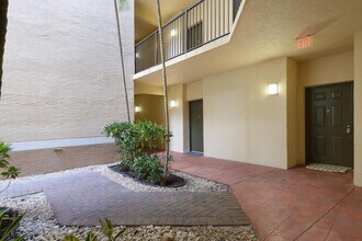1805 N Flagler Dr, Unit Flagler Pointe in West Palm Beach, FL - Building Photo - Building Photo