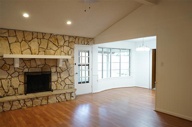 3905 Glenbrook Dr in Arlington, TX - Building Photo - Building Photo