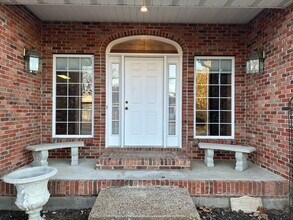 700 Sudbury Dr in Columbia, MO - Foto de edificio - Building Photo