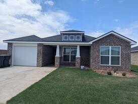 502 E 23rd St in Wolfforth, TX - Building Photo