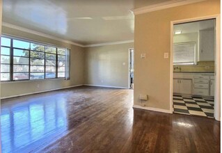 4068 9th Ave in Los Angeles, CA - Building Photo - Building Photo